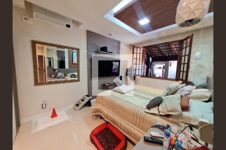Casa à venda com 4 quartos, 531m² em Freguesia (Jacarepaguá), Rio de Janeiro