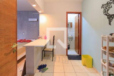 Casa à venda com 246m², 4 quartos e 4 vagas Casa à venda com 246m², 4 quartos e 4 vagasSuíte 1