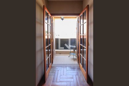 Casa à venda com 246m², 4 quartos e 4 vagas Casa à venda com 246m², 4 quartos e 4 vagasSuíte 4