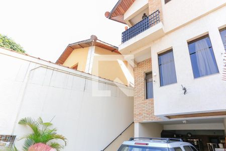 Casa à venda com 246m², 4 quartos e 4 vagas Casa à venda com 246m², 4 quartos e 4 vagasÁrea Externa