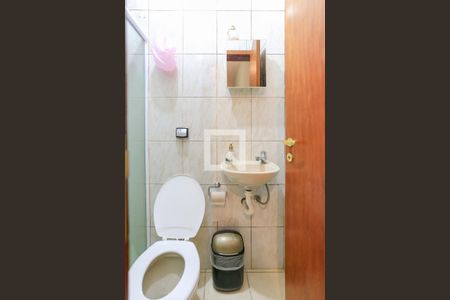 Casa à venda com 246m², 4 quartos e 4 vagas Casa à venda com 246m², 4 quartos e 4 vagasSuíte 1 - Banheiro