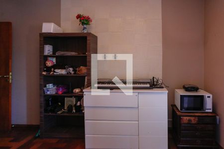 Casa à venda com 246m², 4 quartos e 4 vagas Casa à venda com 246m², 4 quartos e 4 vagasSuíte 4