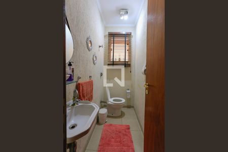Lavabo de casa para alugar com 4 quartos, 246m² em Butantã, São Paulo