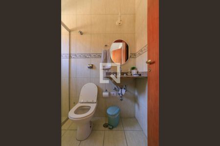 Casa à venda com 246m², 4 quartos e 4 vagas Casa à venda com 246m², 4 quartos e 4 vagasBanheiro do Quarto 3