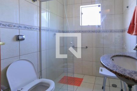 Casa à venda com 246m², 4 quartos e 4 vagas Casa à venda com 246m², 4 quartos e 4 vagasSuíte 4 - Banheiro