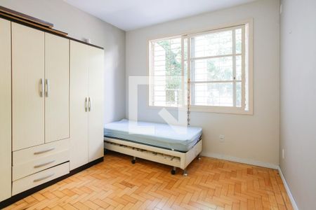 Quarto 2 de apartamento para alugar com 2 quartos, 64m² em Rio Branco, Porto Alegre
