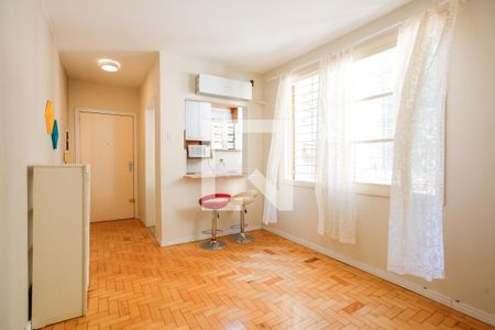Sala de apartamento para alugar com 2 quartos, 64m² em Rio Branco, Porto Alegre