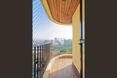 Varanda Sala de apartamento à venda com 2 quartos, 56m² em Vila Mangalot, São Paulo