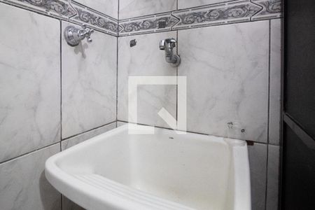 Banheiro social - tanque de apartamento para alugar com 1 quarto, 50m² em Copacabana, Rio de Janeiro