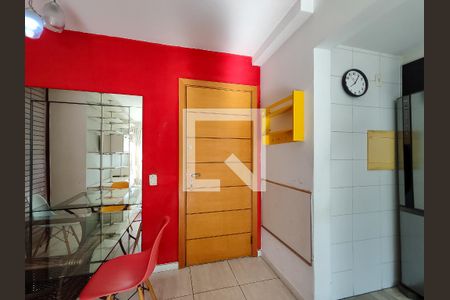 Entrada de apartamento à venda com 2 quartos, 73m² em São Cristóvão, Rio de Janeiro