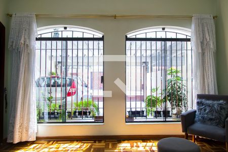 Sala de casa para alugar com 3 quartos, 226m² em Parque Jabaquara, São Paulo