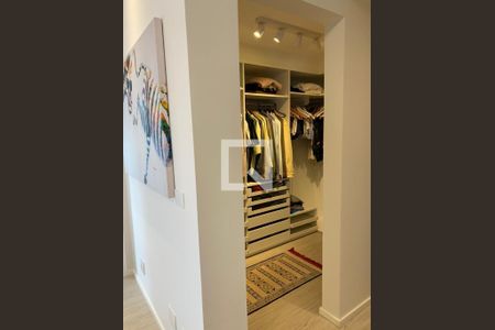 Casa à venda com 476m², 4 quartos e 4 vagas