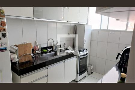 Apartamento à venda com 2 quartos, 70m² em Castelo, Belo Horizonte