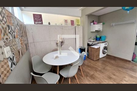 Apartamento à venda com 2 quartos, 70m² em Castelo, Belo Horizonte