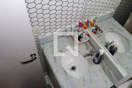 Banheiro do Quarto 1 de apartamento à venda com 2 quartos, 58m² em Jacarepaguá, Rio de Janeiro