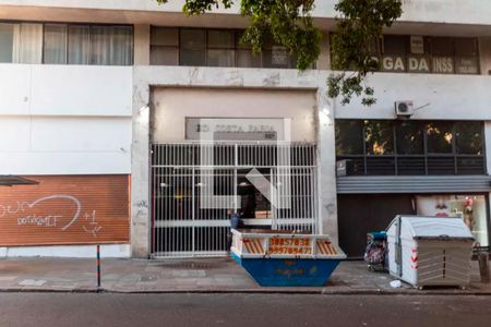 Fachada de apartamento para alugar com 1 quarto, 42m² em Centro Histórico, Porto Alegre