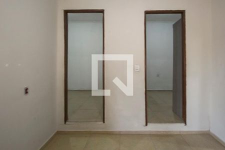 Sala de casa para alugar com 2 quartos, 100m² em Jardim São Fernando, Campinas