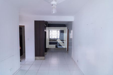 Sala/cozinha  de apartamento para alugar com 2 quartos, 60m² em Vila Monte Belo, Itaquaquecetuba