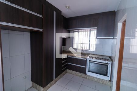 Sala/cozinha  de apartamento para alugar com 2 quartos, 60m² em Vila Monte Belo, Itaquaquecetuba