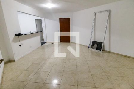 Apartamento para alugar com 73m², 2 quartos e 1 vagaSala