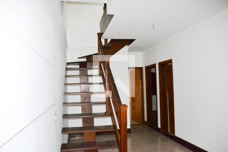 Sala de casa à venda com 6 quartos, 229m² em Santa Maria, São Caetano do Sul