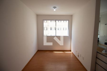 Sala de apartamento para alugar com 2 quartos, 43m² em Colônia (zona Leste), São Paulo