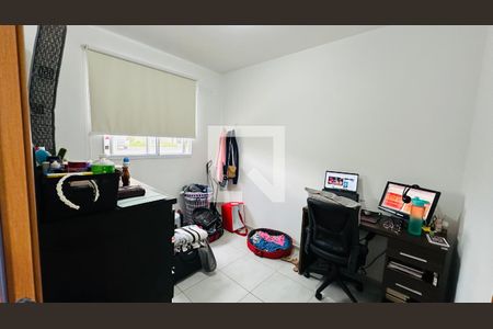 Quarto 2 de apartamento para alugar com 2 quartos, 60m² em Setor Faicalville, Goiânia