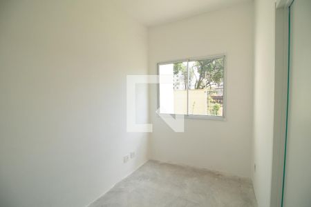 Quarto 1 de apartamento para alugar com 2 quartos, 42m² em Vila Sabrina, São Paulo