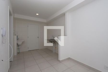 Sala/Cozinha/Lavanderia de apartamento à venda com 1 quarto, 26m² em Jardim Planalto, São Paulo