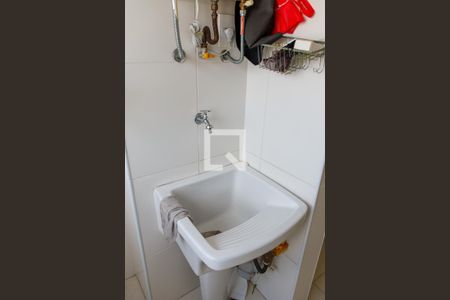 Apartamento à venda com 72m², 3 quartos e 2 vagas Apartamento à venda com 72m², 3 quartos e 2 vagasLavanderia