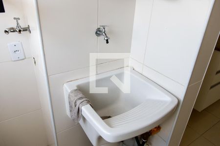 Apartamento à venda com 72m², 3 quartos e 2 vagas Apartamento à venda com 72m², 3 quartos e 2 vagasLavanderia