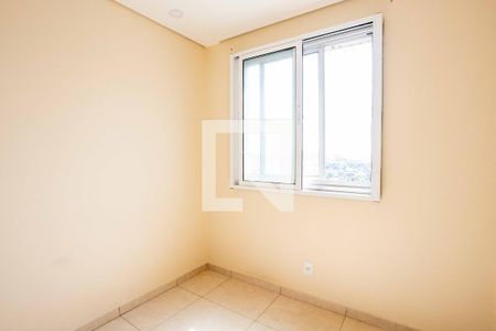 Quarto 2 de apartamento à venda com 2 quartos, 43m² em Canhema, Diadema