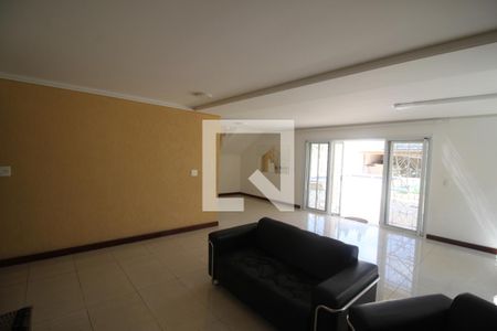 Sala de casa para alugar com 5 quartos, 750m² em Jardim Santa Helena, São Paulo