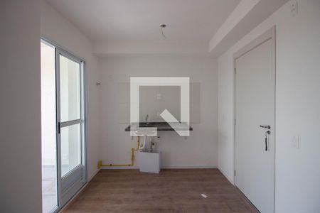 Sala/Cozinha de apartamento para alugar com 2 quartos, 29m² em Cidade Antônio Estêvão de Carvalho, São Paulo