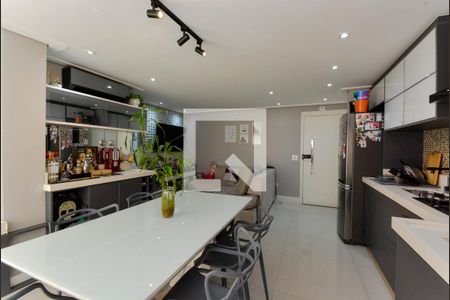 Sala de apartamento à venda com 2 quartos, 58m² em Vila Rosália, Guarulhos