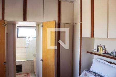 Suíte de apartamento à venda com 4 quartos, 106m² em Cerâmica, São Caetano do Sul