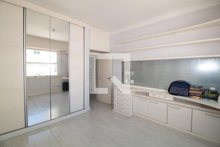 Quarto 1 de apartamento à venda com 4 quartos, 250m² em Copacabana, Rio de Janeiro