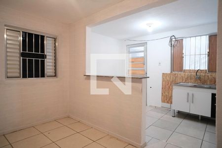 Sala/Cozinha de casa para alugar com 1 quarto, 40m² em Parque Cisper, São Paulo