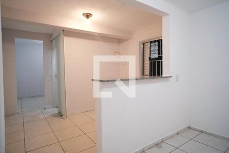 Sala/Cozinha de casa para alugar com 1 quarto, 40m² em Parque Cisper, São Paulo