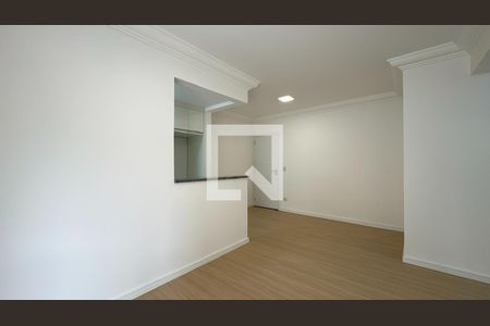 Sala de apartamento para alugar com 2 quartos, 208m² em Santa Quiteria, Curitiba