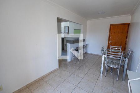 Sala de apartamento à venda com 2 quartos, 52m² em Padre Eustáquio, Belo Horizonte
