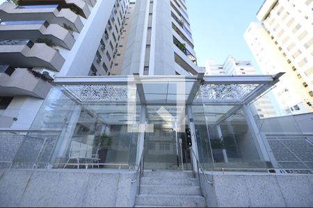 Fachada  de apartamento para alugar com 4 quartos, 198m² em Setor Oeste, Goiânia