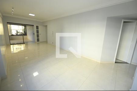 Sala de apartamento para alugar com 4 quartos, 198m² em Setor Oeste, Goiânia