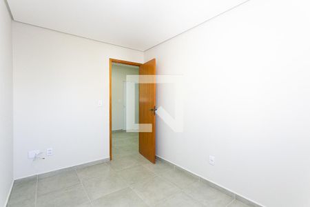 Quarto 1 de apartamento para alugar com 2 quartos, 45m² em Chácara Califórnia, São Paulo