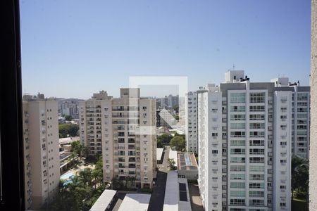 Sala - Vista de apartamento para alugar com 2 quartos, 76m² em Passo da Areia, Porto Alegre