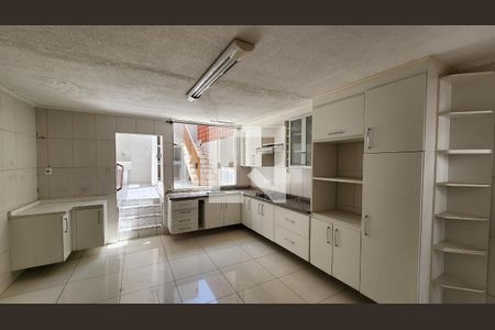 Cozinha  de casa à venda com 3 quartos, 135m² em Vila Vianelo, Jundiaí