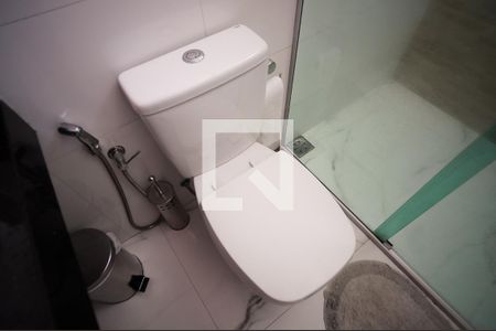 Banheiro de casa à venda com 4 quartos, 360m² em Floramar, Belo Horizonte