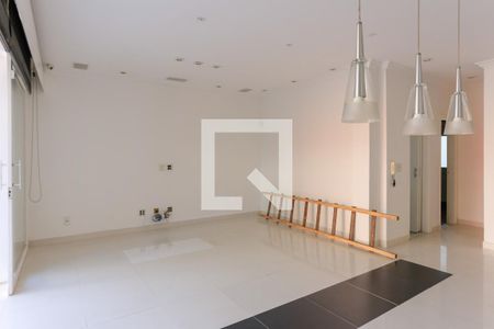 Sala de casa para alugar com 2 quartos, 250m² em Instituto de Previdência, São Paulo