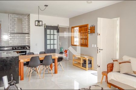 Sala de casa para alugar com 1 quarto, 61m² em Campeche, Florianópolis