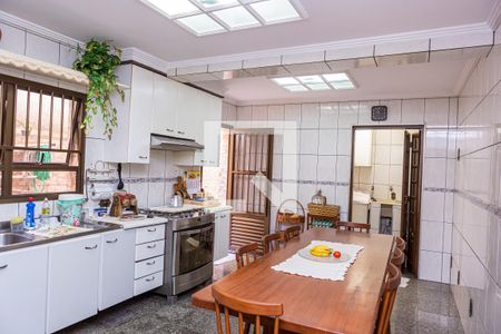 cozinha de casa à venda com 4 quartos, 225m² em Parque Císper, São Paulo